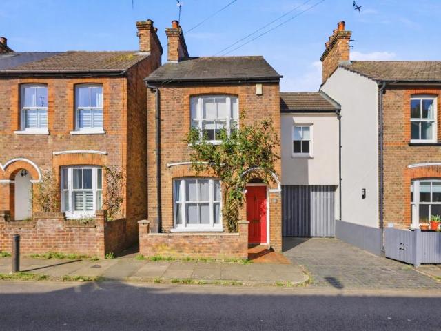 House for sale in St Albans, Five Acres