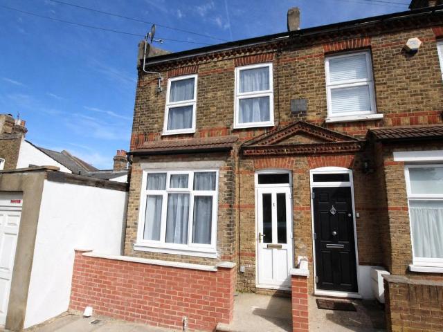 House for sale in Glyndon, Shooters Hill