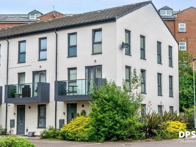 House for sale in West Yorkshire