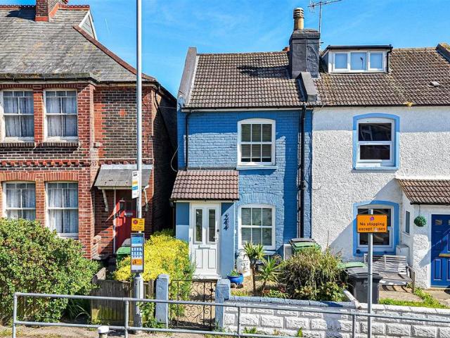 House for sale in Belmont, Guestling Green