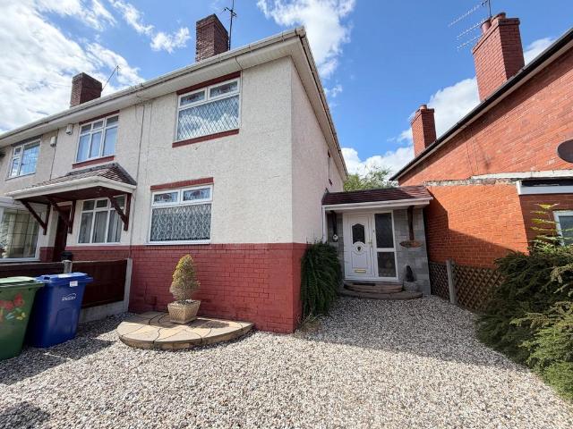 House for sale in Dunns Bank, Quarry Bank
