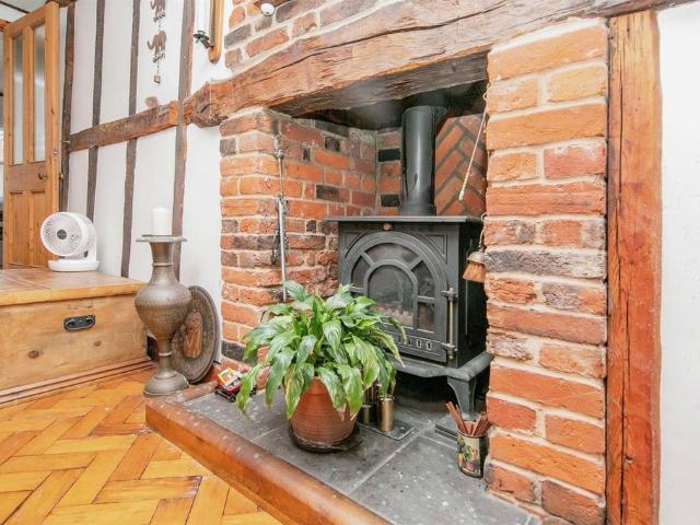 House for sale in Dale Hill, Essex