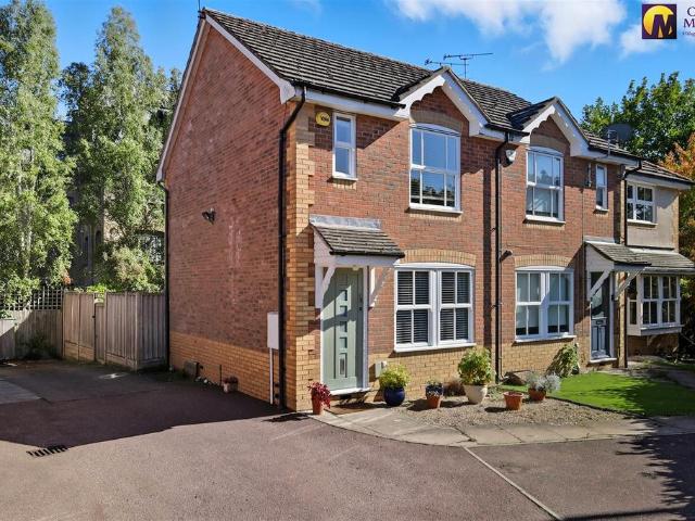 House for sale in Standon, Colliers End