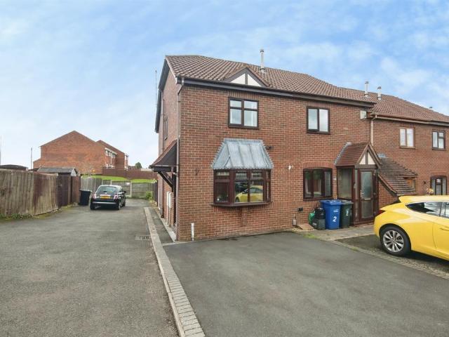 House for sale in Cooper's Bank, West Midlands