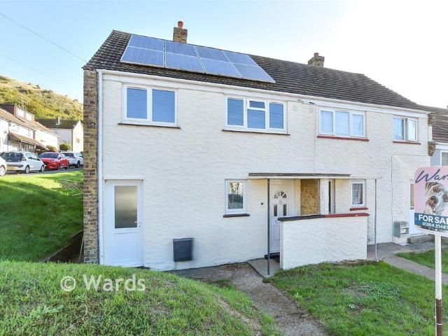 House for sale in Aycliffe, Dover