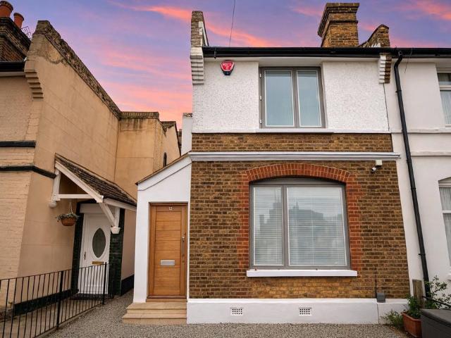House for sale in Howbury, Greater London