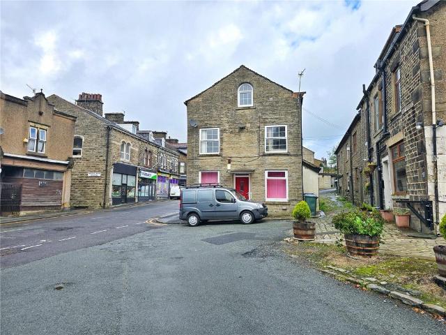 House for sale in Crawshawbooth, Rossendale