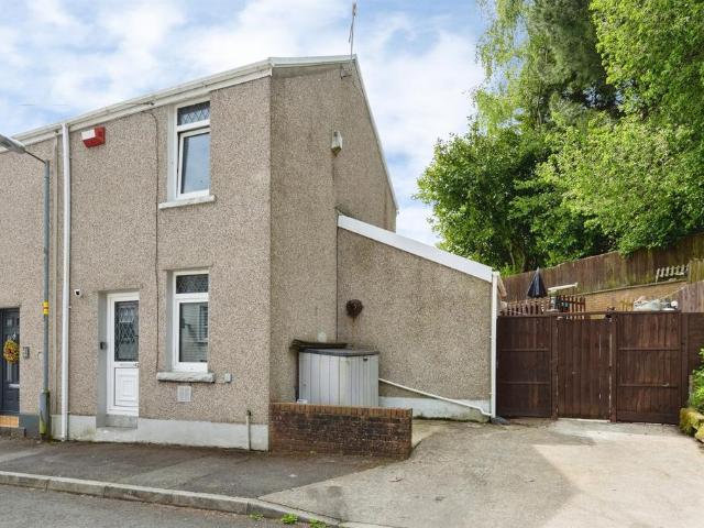 House for sale in Nangreaves, Wales