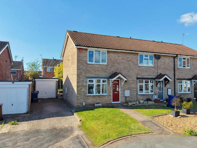 House for sale in Heath Hayes and Wimblebury, Chadsmoor
