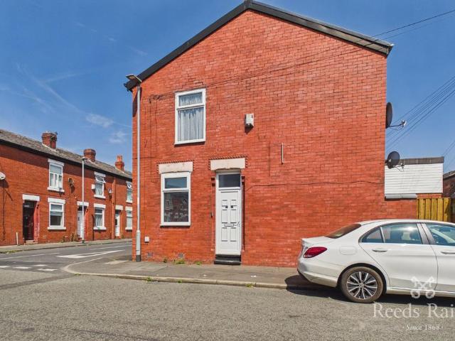 House for sale in Georgia, Greater Manchester