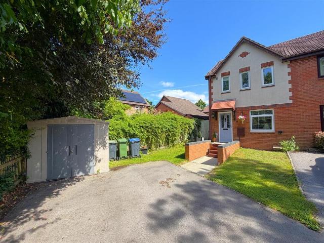 House for sale in Chippenham, Wiltshire