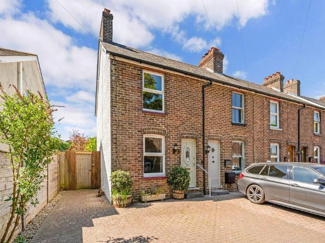 House for sale in Littlecote, West Sussex