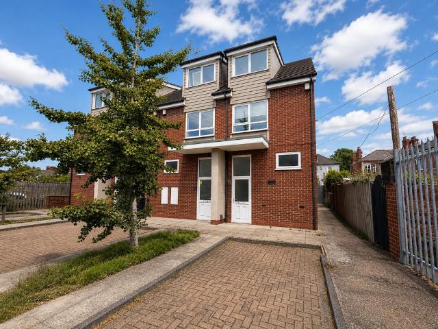 House for sale in Holme Hill, Grimsby