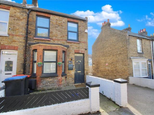 House for sale in Westbrook, Acol