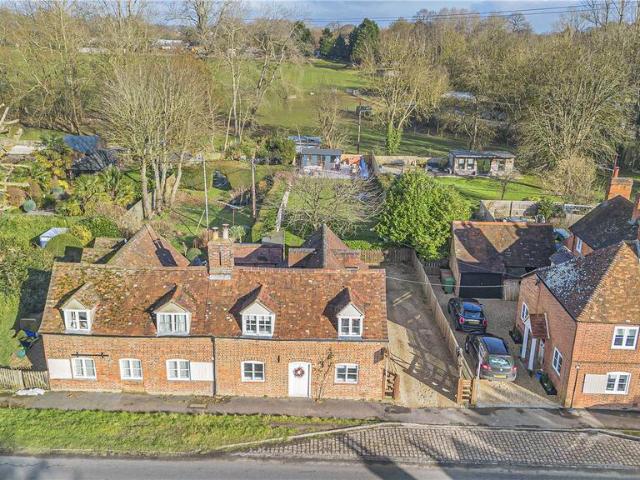 House for sale in Berrick Salome, Oxfordshire