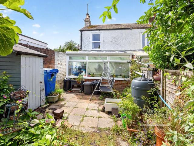 House for sale in Oakfield, Ryde