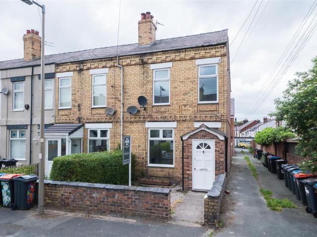 House for sale in Lostock Gralam, Cheshire