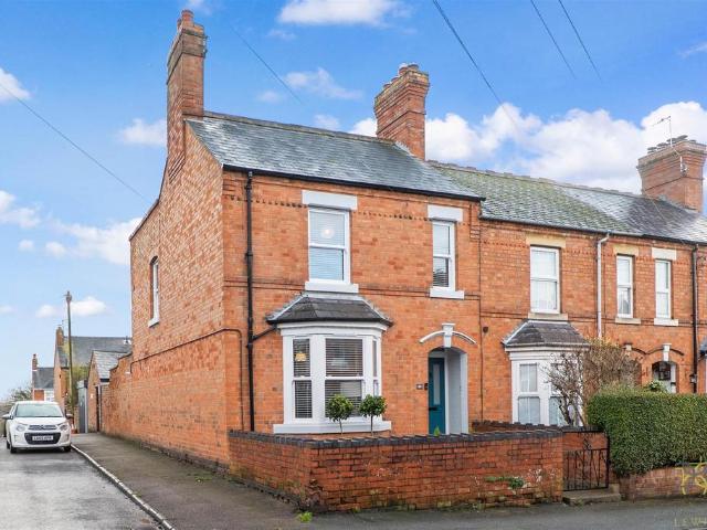 House for sale in Greenhill, Crookhill