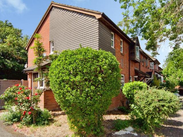 House for sale in South Beckton, Greater London