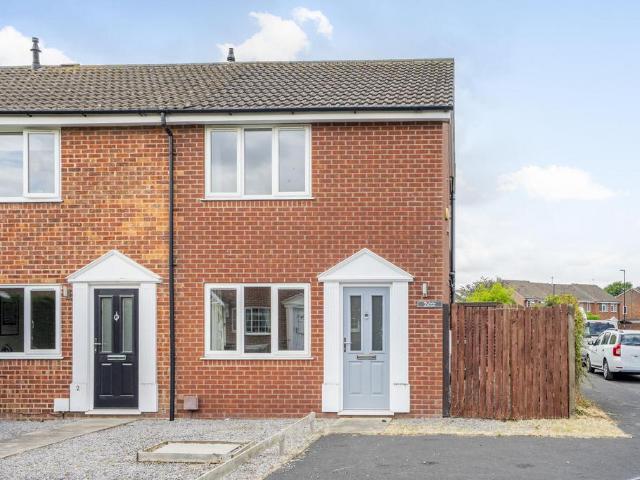 House for sale in Copmanthorpe, York