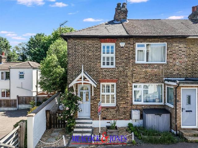 House for sale in Navestock Side, Essex