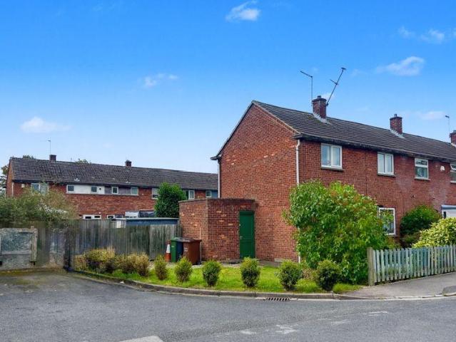 House for sale in Ermine West, Brayford