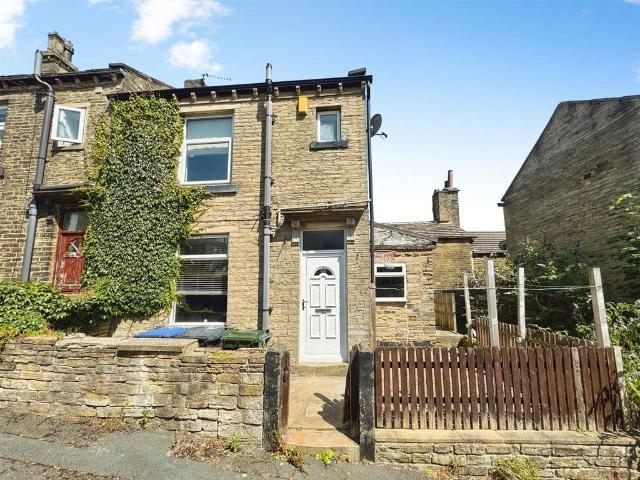 House for sale in Buttershaw, West Yorkshire