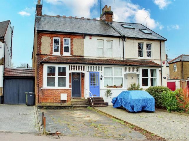 House for sale in Potters Bar, Isle Of Man