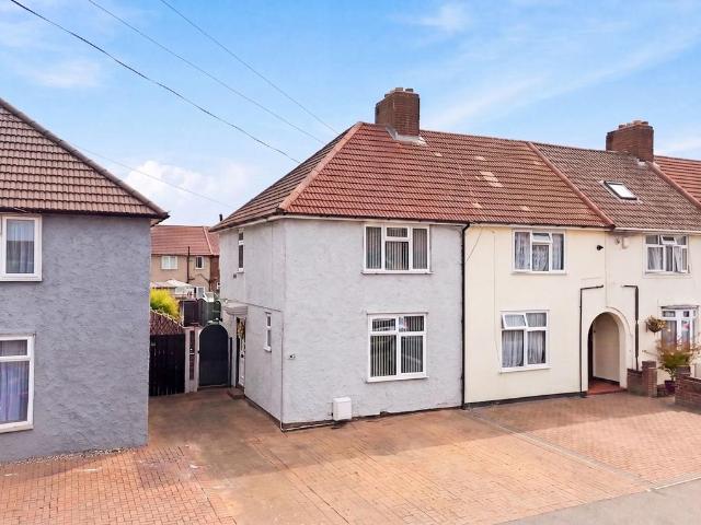 House for sale in Scrattons Farm, Greater London