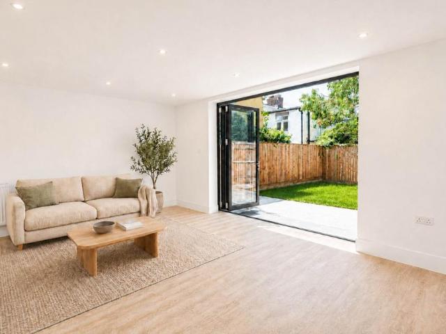 House for sale in Wolvercote, The Slade