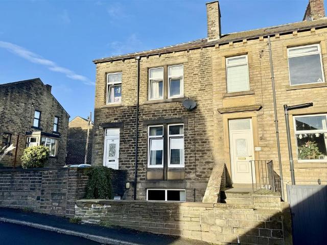 House for sale in Golcar, West Yorkshire