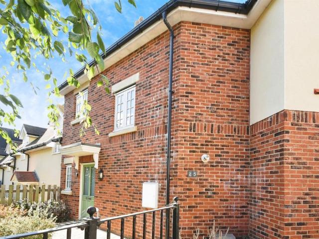 House for sale in Chipping Hill, Essex