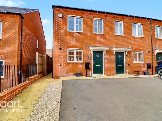House for sale in Harpole, Northamptonshire