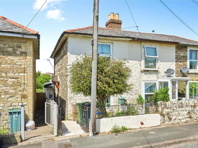 House for sale in Oakfield, Ryde