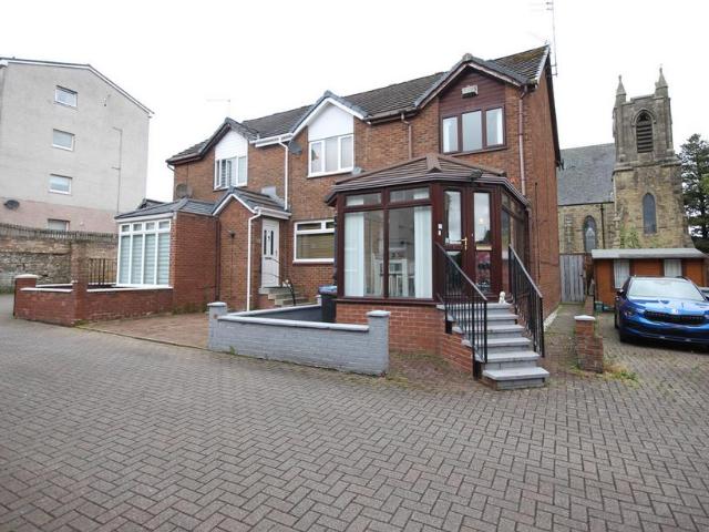 House for sale in Fauldhouse, Scotland