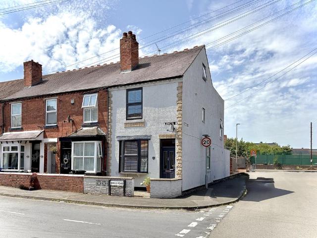 House for sale in Coseley, West Midlands