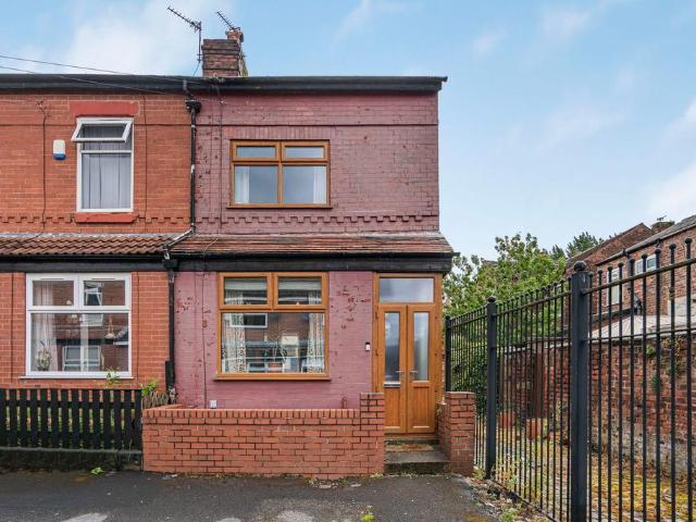 House for sale in Georgia, Greater Manchester