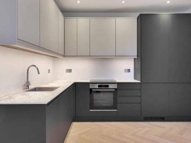 House for sale in The Butts, Kent
