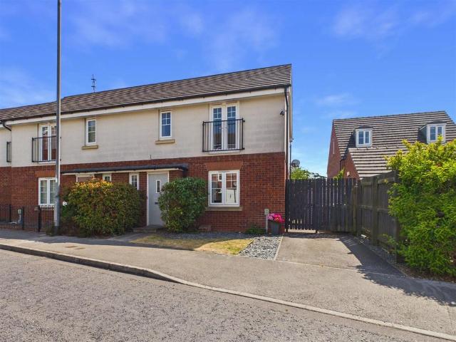 House for sale in Elloughton-cum-Brough, Brough