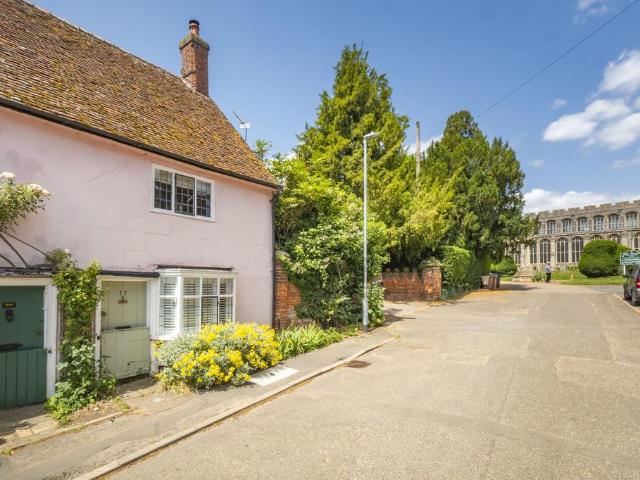 House for sale in Chelmondiston, Suffolk