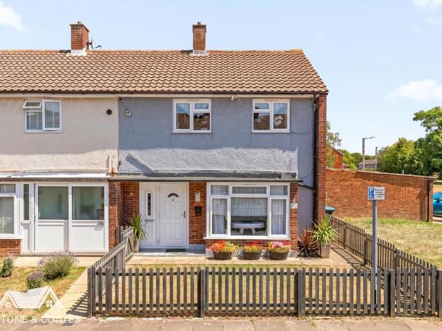 House for sale in The Stow, Harlow