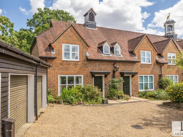 House for sale in London Borough of Hillingdon, Greater London