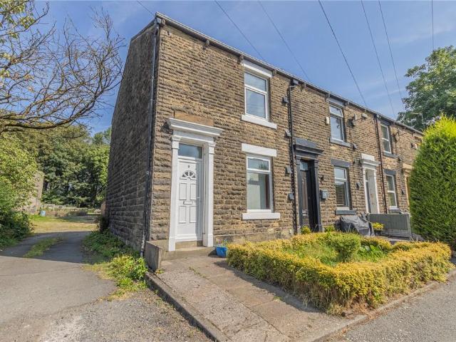 House for sale in Lady House, Burnedge