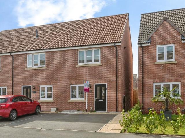 House for sale in Hatfield, South Yorkshire
