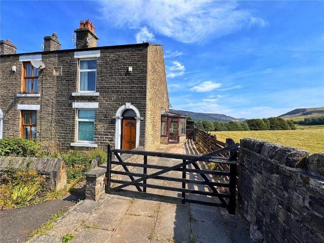 House for sale in Charlesworth