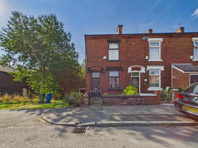 House for sale in Hurst Cross, Greenheys