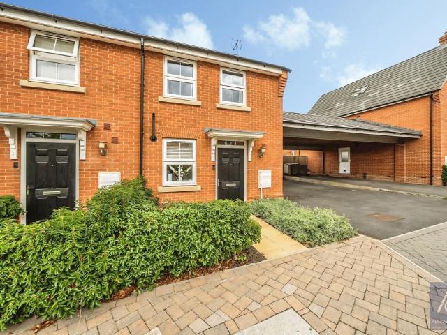 House for sale in Buckingham, Buckinghamshire