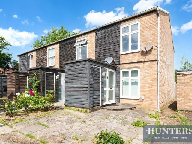 House for sale in Worcester Park, Greater London