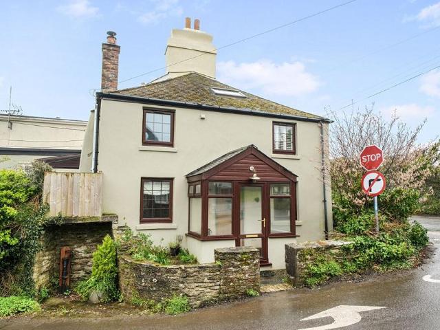 House for sale in Strode, Devon