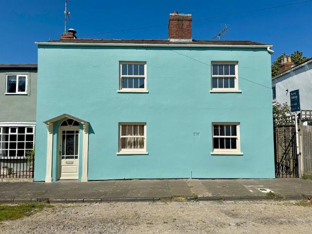 House for sale in Ewens Farm, Golden Valley